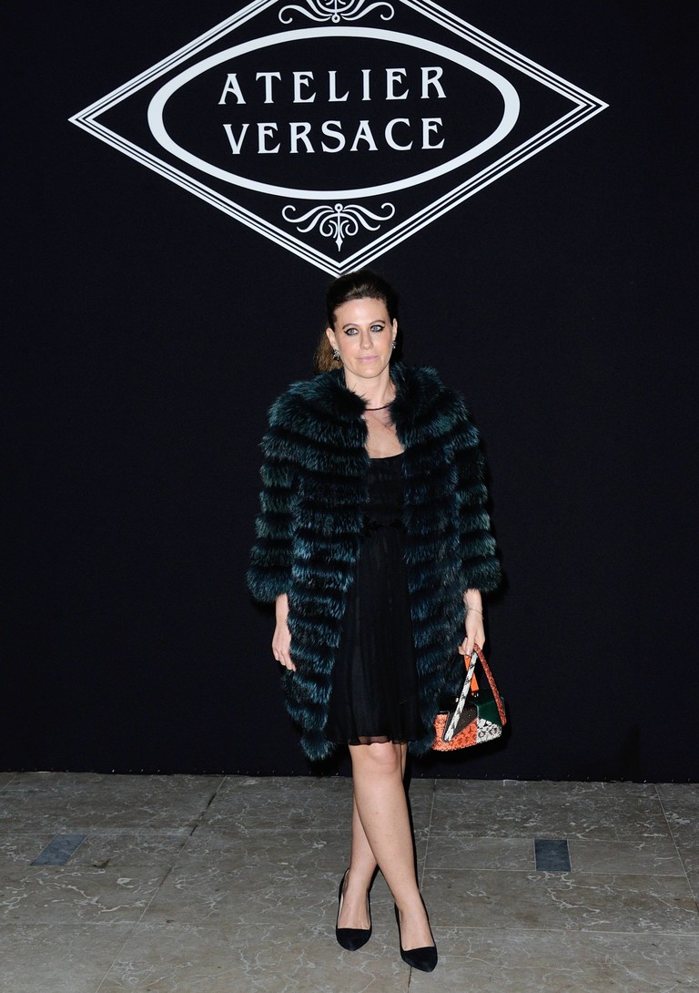Франческа Версаче в шубе Versace